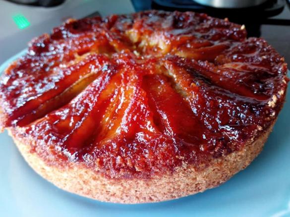 Bolo de banana e caramelo