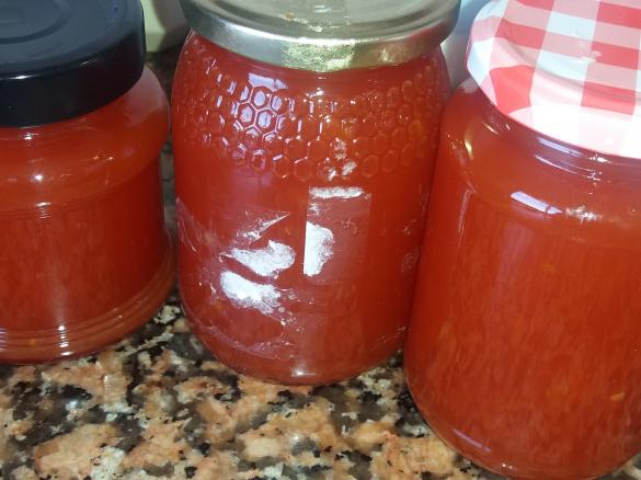 Doce de Tomate com Canela