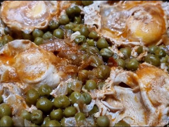 Variante Ervilhas com ovos escalfados e entrecosto 