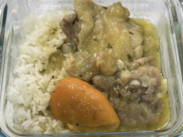 Coxas de frango com laranja