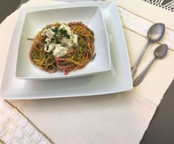 Sparghetti Tricolor com Pescado e Ricota