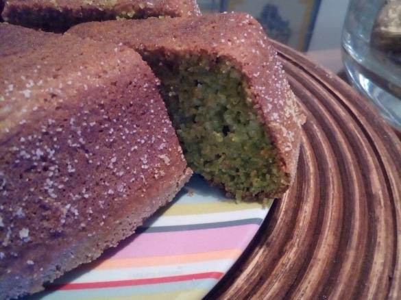 Bolo de espinafres com cenoura sem gluten