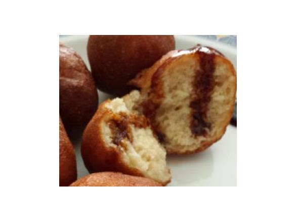 Malassadas da Madeira com mel-de-cana