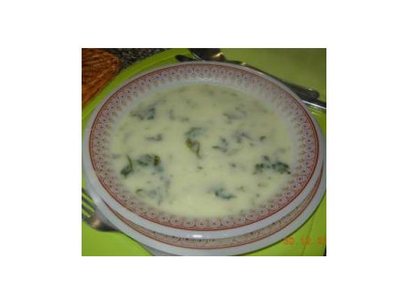 Sopa de couve-flor e nabiças (Revista MP - janeiro 2013)