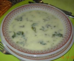 Sopa de couve-flor e nabiças (Revista MP - janeiro 2013)