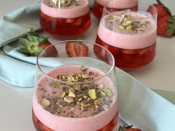 Pudins refrescantes de morango