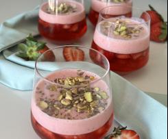 Pudins refrescantes de morango