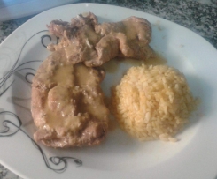 COSTELETAS NA VAROMA C/ ARROZ DE TOMATE