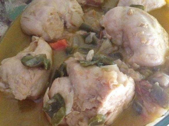 Peitos de franco refogados com pimento