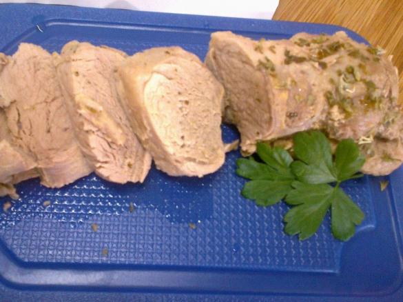 Lombinhos de porco com coentros e limão e cuscuz com bacon