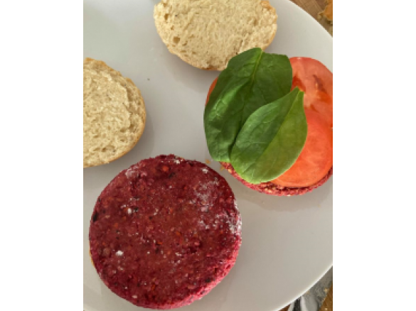 Hamburguer vegetariano de beterraba
