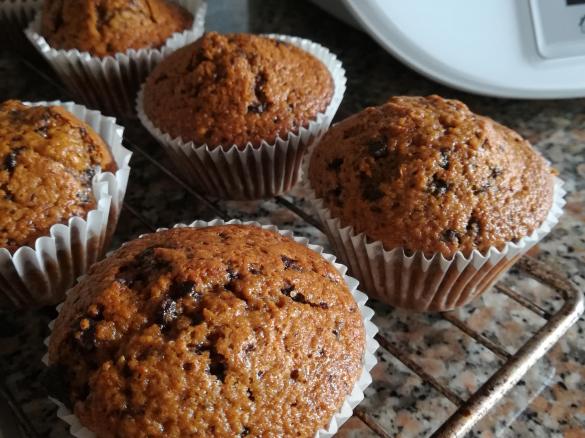 Queques de Cenoura com pepitas de chocolate