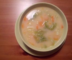 Sopa de Feijão Branco e Couve Lombarda
