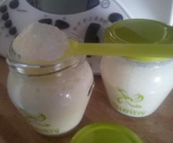 Iogurte Grego com leite condensado