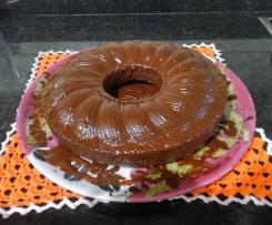 Bolo de Cenoura com Cobertura de Chocolate