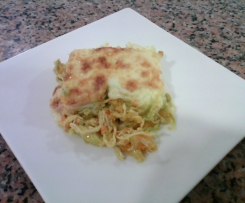 Frango gratinado com cenoura e lombarda