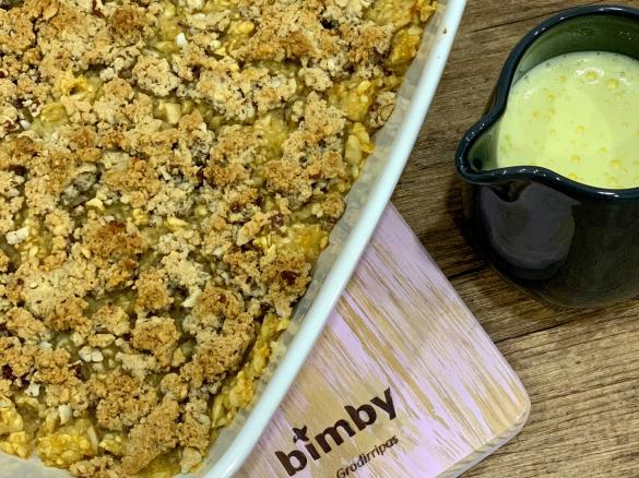 Crumble de maçã, amêndoa e aveia