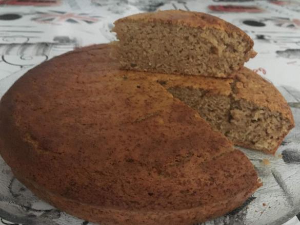 Bolo de maçã e frutos secos