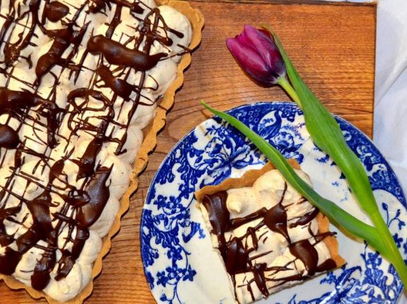 Tarte de amendoim e gengibre com chocolate
