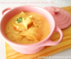 Caril de tofu e maçã