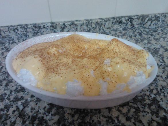 Farófias com leite creme