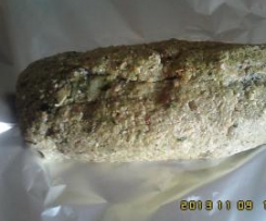 Rolo de carne a vapor com castanhas