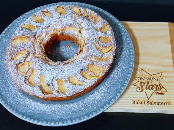 Bolo de claras e maçã