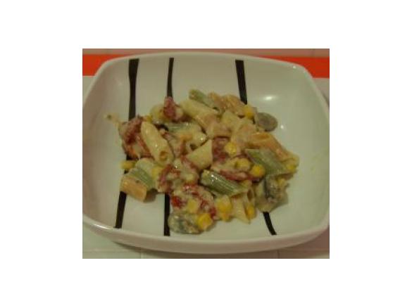 Penne em molho cremoso de cogumelos