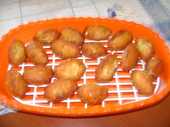 PASTEIS DE BACALHAU