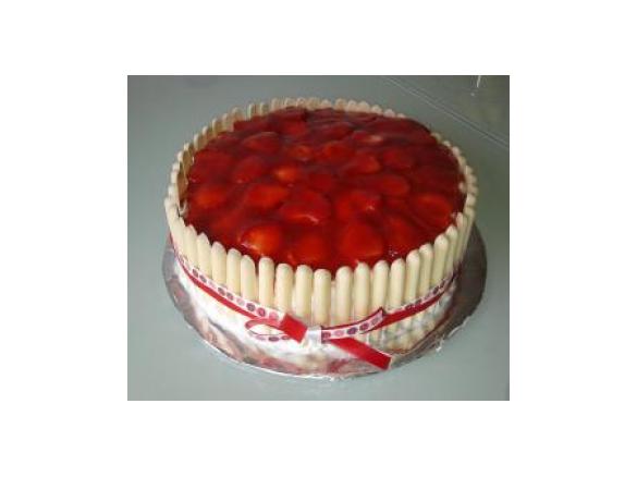 Bolo de Aniversário de Morangos