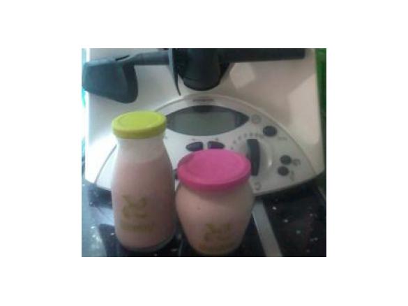 Iogurte de Morango/Banana e Bolacha