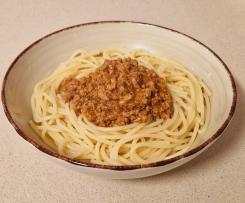 *ESPARGUETE À BOLONHESA *