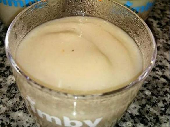 Boião de pêra e banana