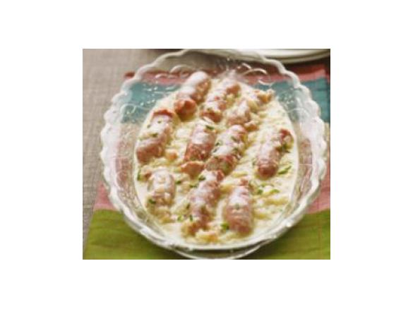 Salsichas frescas em vinho