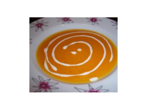 Creme de abóbora com espiral de iogurte natural e canela! 