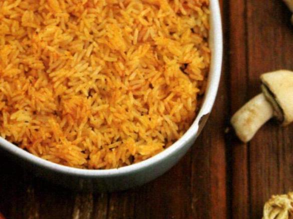 Empadão de arroz com cogumelos e frango