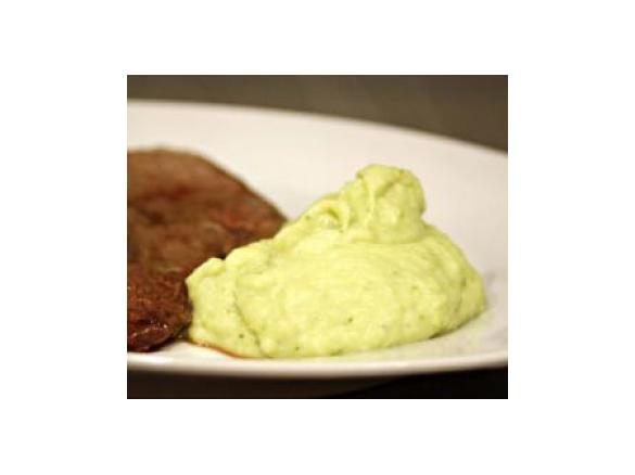 Puré de Batata e Alho Francês com Pesto