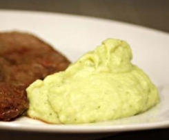 Puré de Batata e Alho Francês com Pesto