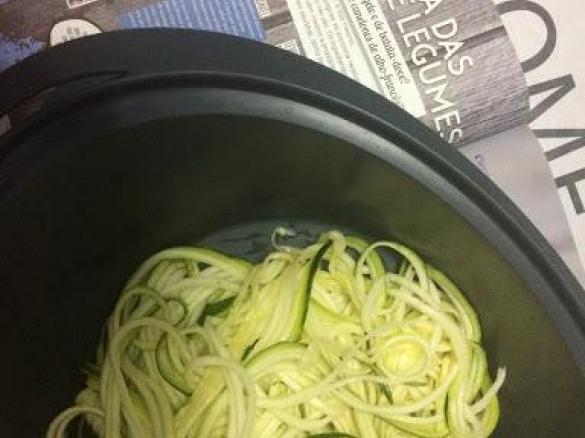 Curgete à bolonhesa