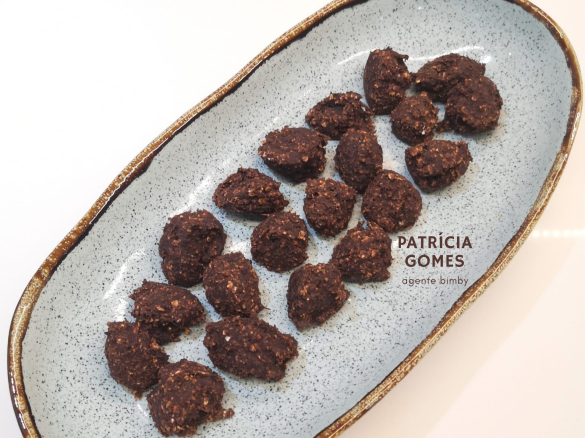 Biscoitos de resíduos de bebida de aveia