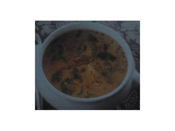 Sopa de frango e lentilhas