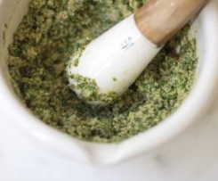 Molho de Manjerona, Alcaparras e Azeitonas Verdes