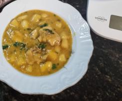 Mandioca guisada com frango