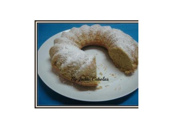 Bolo de claras (fofo) 