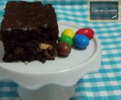 brownies de cacau, banana e amendoins