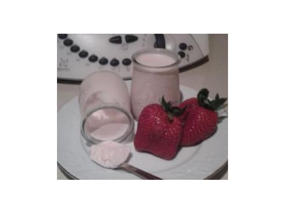 Iogurte "Petit Suisse" Morango/Banana