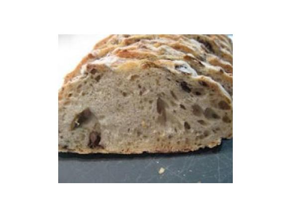 Pão com azeitonas e tomilho