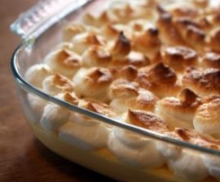 Doce de ananás merengado