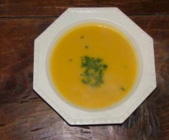 CREME DE ABÓBORA E LARANJA