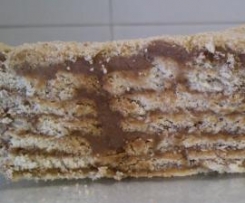 Bolo de bolacha com recheio de chocolate